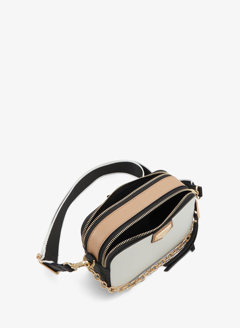 حقيبة كروس بودي إيفي بتفاصيل سلسلة وغطاء قلاب - view 4